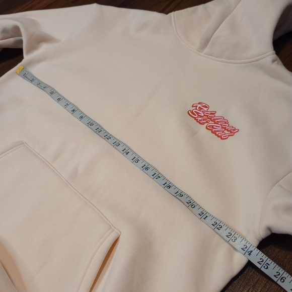 Raw & Rebellious Ski Club "Hot Girls Pizza” Hoodie - Picture 7 of 10